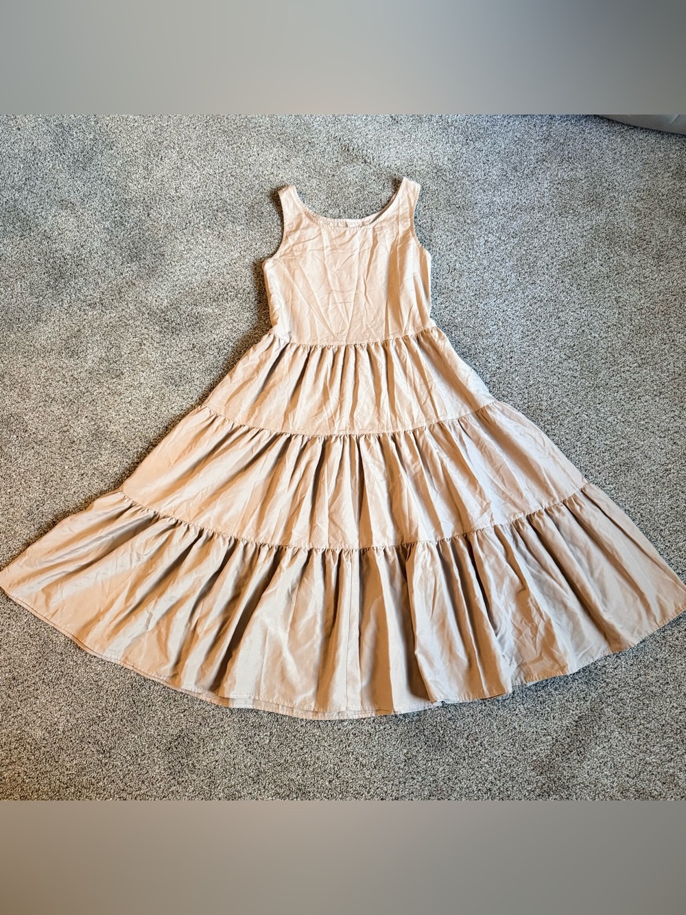 Women's Beige Tiered Maxi Dress Medium Flowy Sleeveless Cottagecore Boho Size6-8